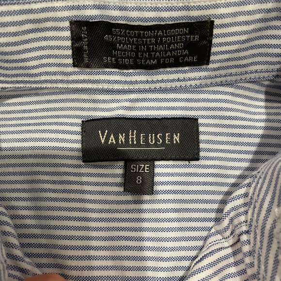 NWOT Van Heusen Pin Striped Button Down - Picture 3 of 4